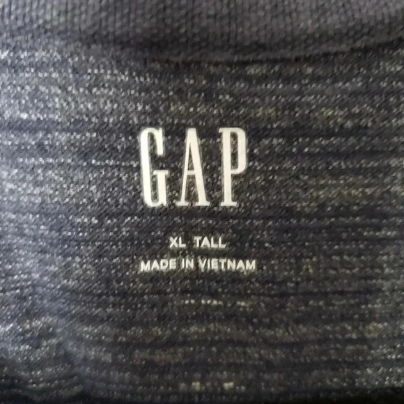 ♥Gap polo shirt   - Picture 3 of 6